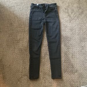 American Eagle Size 0 short Skinny Jeans